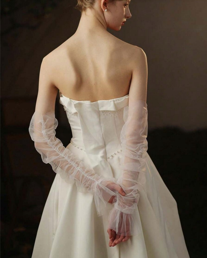 MAY | Sheer Tulle Ruched Detachable Sleeves