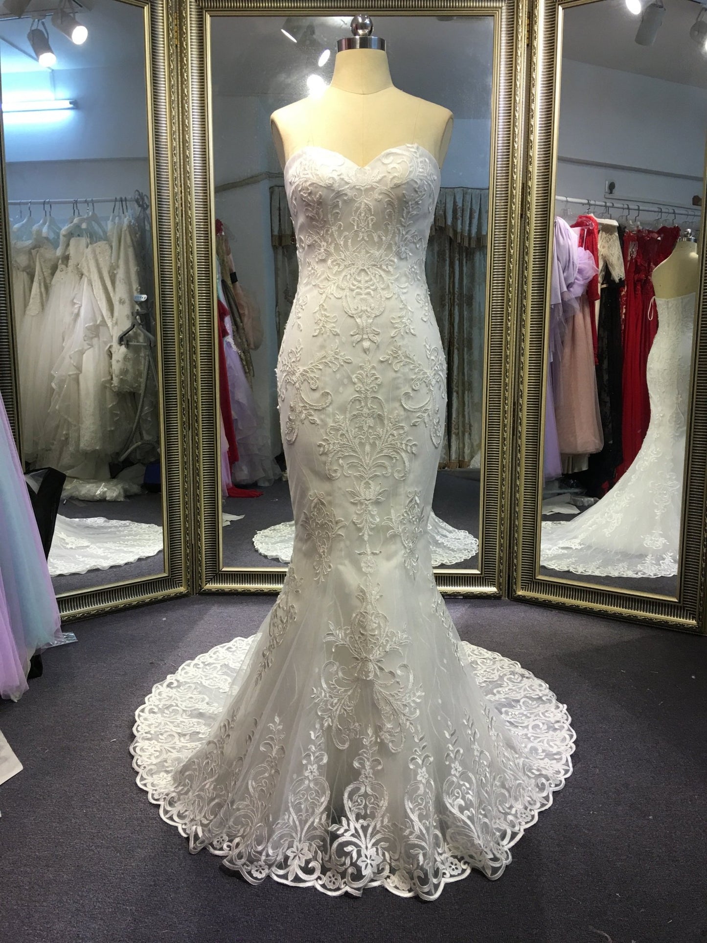 LAYLIN | SStrapless Fitted Lace Mermaid Wedding Gown Perth Australia